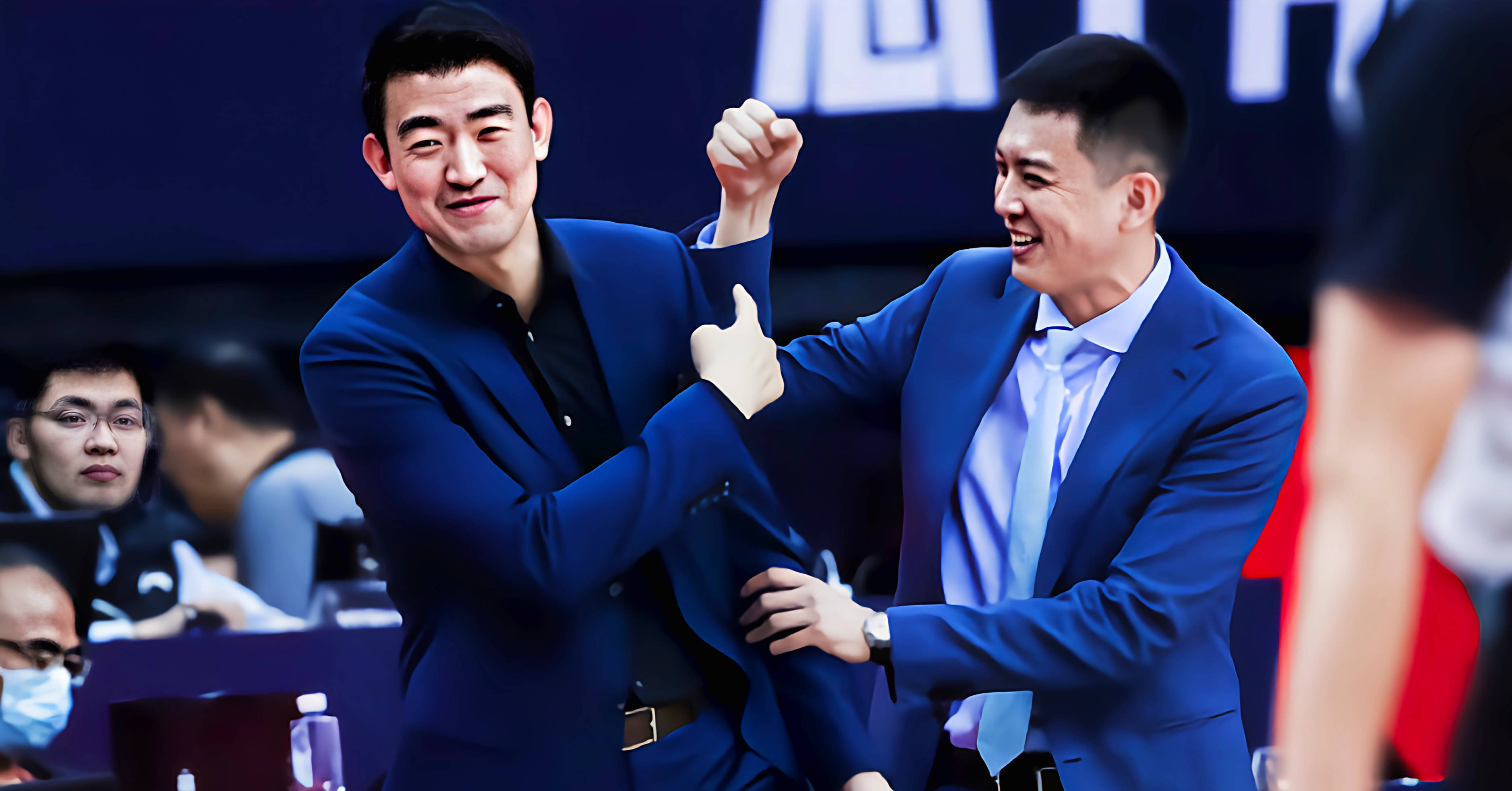 包含CBA球队冬训集结备战，球员士气高涨的词条
