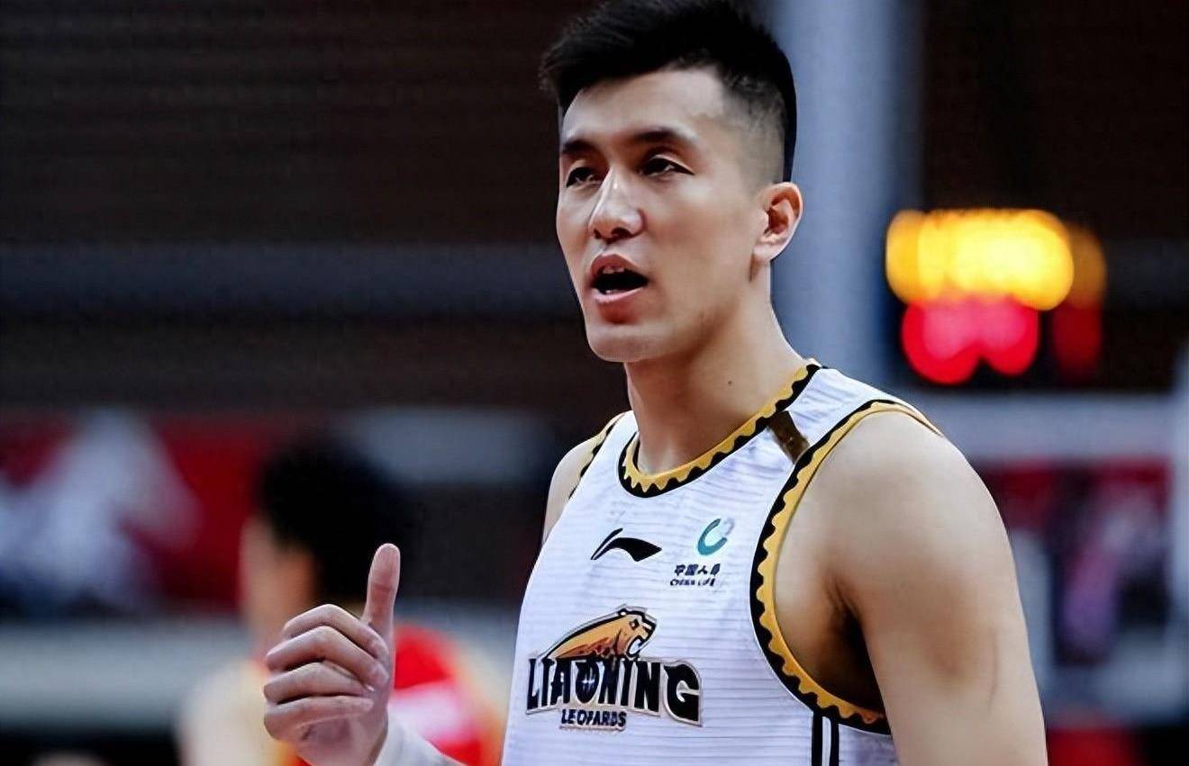 郭艾伦NBA夏季联赛集锦：对阵国王砍下20分5助攻(nba夏季联赛郭艾伦表现)