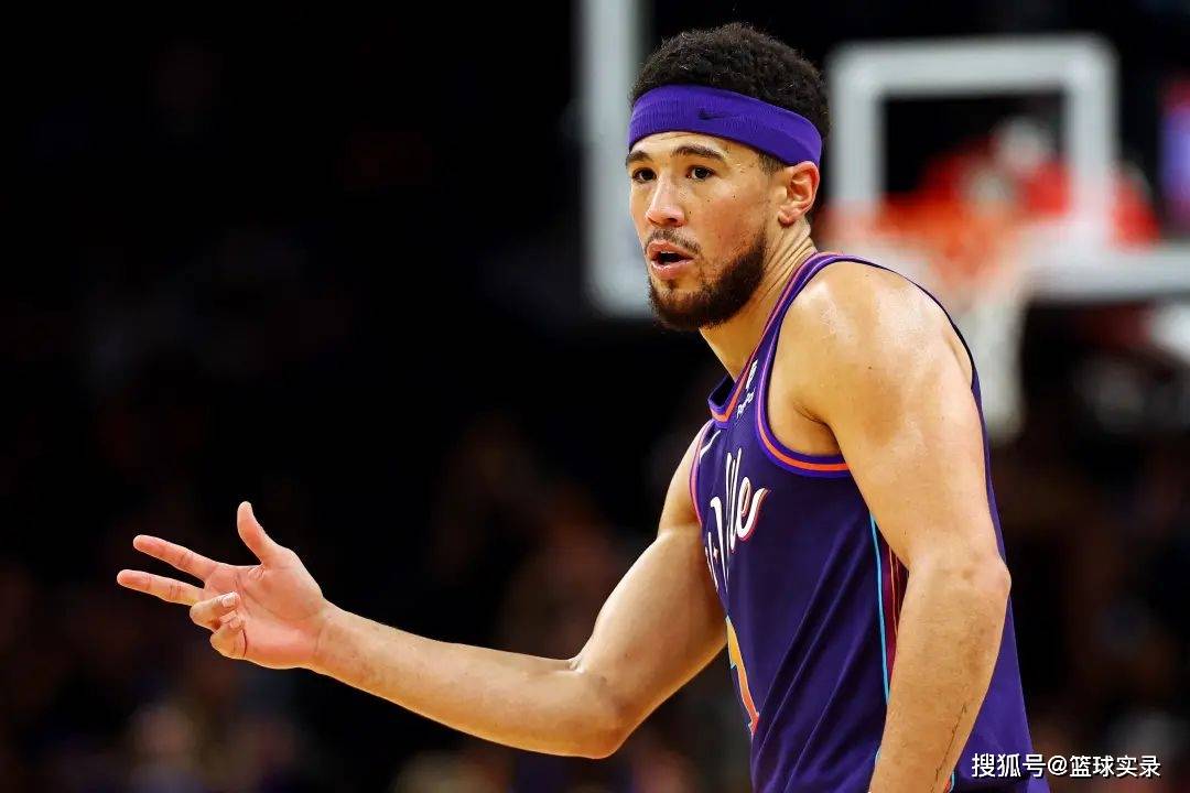 包含NBA-创史！布克2年1.45亿美元提前续约太阳的词条
