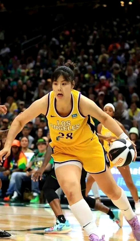 关于21年女篮亚洲杯回顾：李月汝16分11板，中国不敌日本的信息