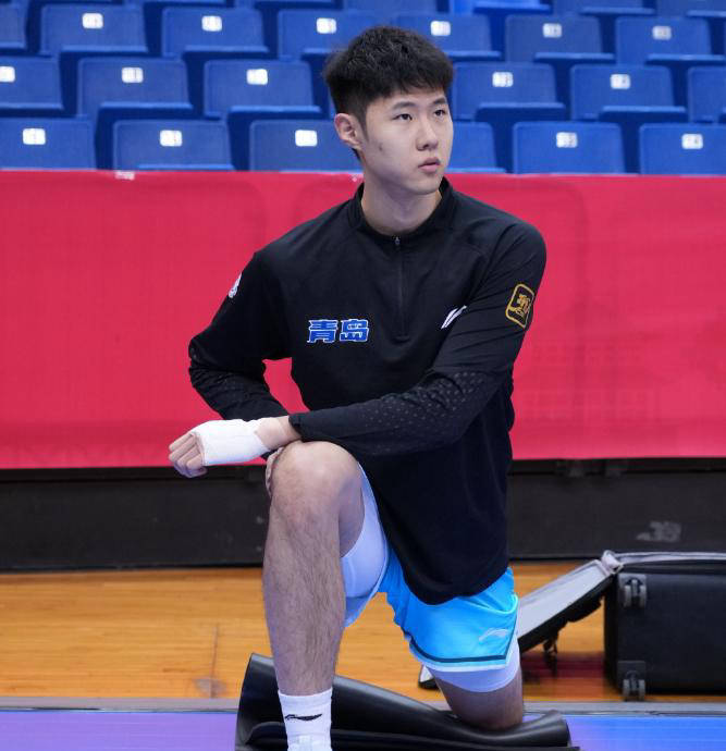 九游体育-包含赵嘉义出战22分钟，投篮6中2、罚球4中4得到9分3篮板1抢断的词条